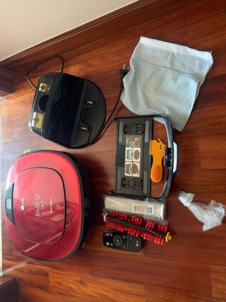 Aspiradora Robot LG Hom-Bot Roja
