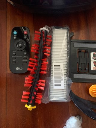 Aspiradora Robot LG Hom-Bot Roja