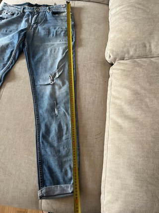 Pantalón vaquero Lefties desgastado Talla 44