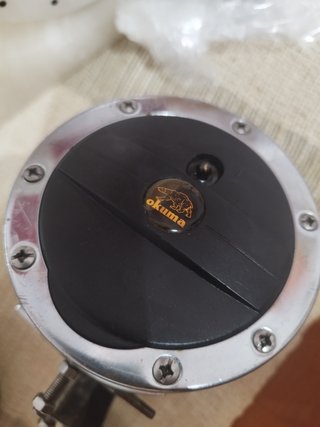 Carrete Okuma TA90 Graphite