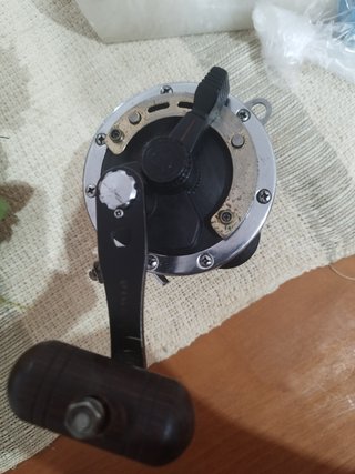 Carrete Okuma TA90 Graphite