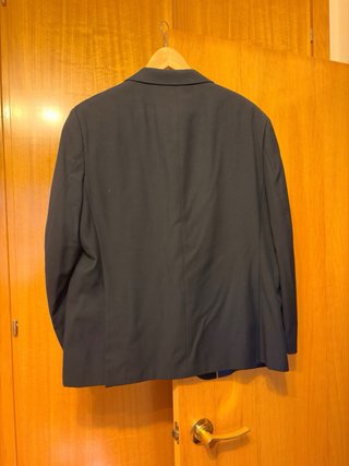 Traje de caballero azul oscuro. Talla 52