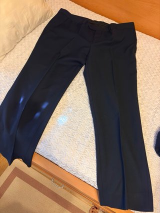 Traje de caballero azul oscuro. Talla 52