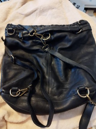 Bolso/Mochila Cuero Negro Tejido