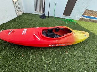 Kayak de aguas bravas