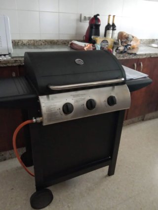 Barbacoa de gas 4 fuego Regalo bombona