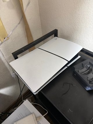 PS5 Slim 1TB + Mando