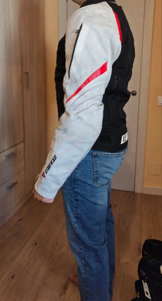 Chaqueta Dainese Talla 48 Negra y Blanca
