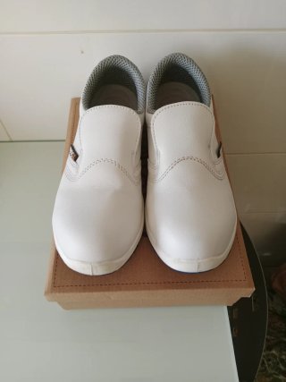 Zapatos de seguridad blancos talla 38
