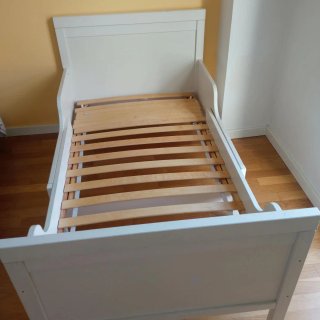 2 Camas infantiles extensibles IKEA