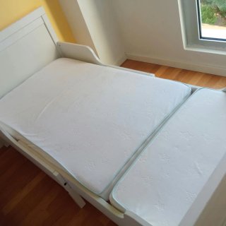 2 Camas infantiles extensibles IKEA