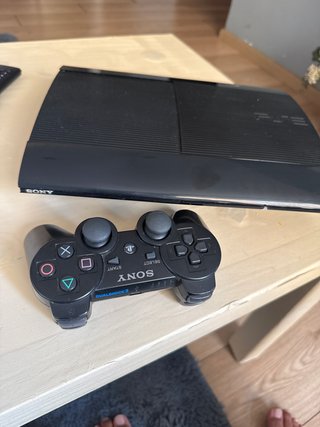 Consola PS3 Sony Negra + Mando + GTA