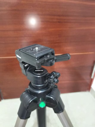 Trípode Velbon CX 640 con funda