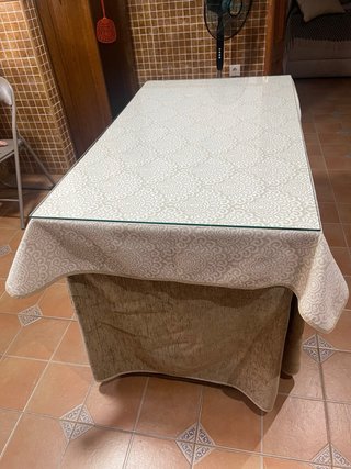 Mesa camilla cristal y tela beige