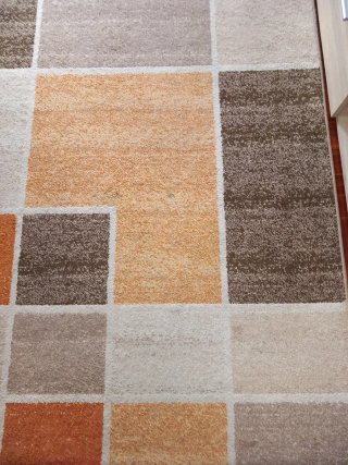Alfombra Nilo de tela con diseño de cuadrados