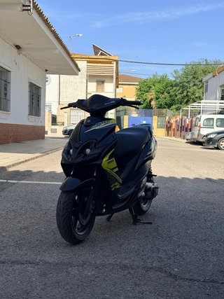 Yamaha Jog RR