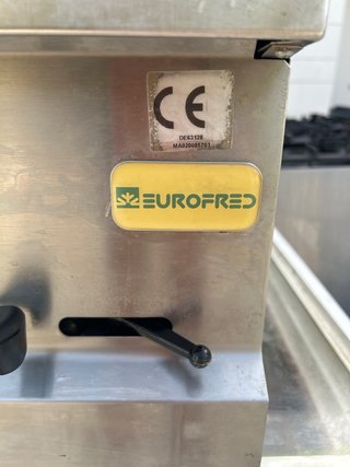 Freidora industrial Eurofred 4 cestas