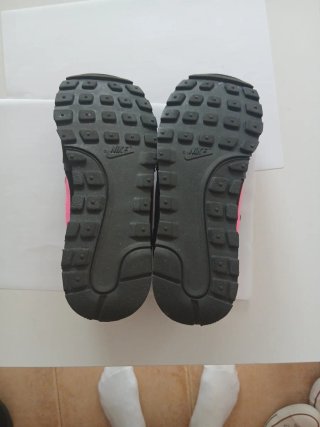 Zapatillas Nike Negras y Rosas