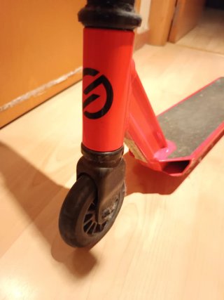 Patinete Oxelo rojo para niños