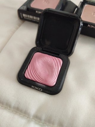 3 Sombras de Ojos Kiko Milano beige, marrón y rosa
