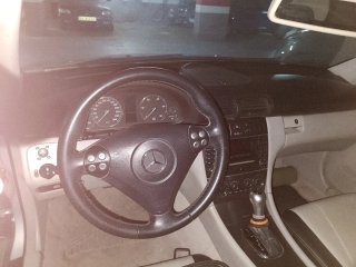 Mercedes-Benz Clase C 2004