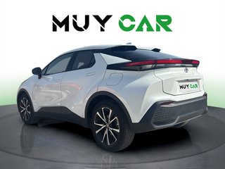 Toyota C-HR 200H Advance 135 kW (184 CV)