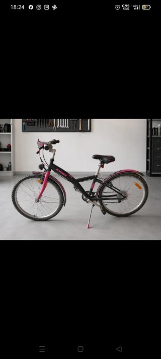 Bicicleta infantil 24 negra con detalles