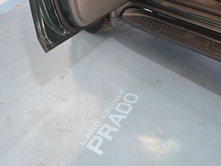 Toyota Land Cruiser 2003