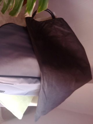Bolso de viaje gris