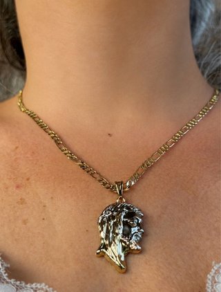 Collar cara de  Jesús Laminado en oro 18k
