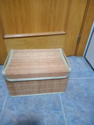 Estantería de madera grande