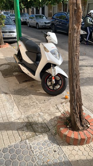 Honda Dylan mas piezas