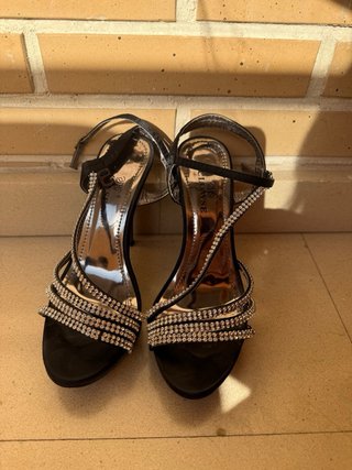 Tacones fiesta plateados y negros talla 37