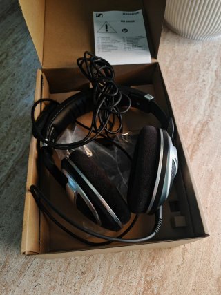 Auriculares Sennheiser HD 599SE
