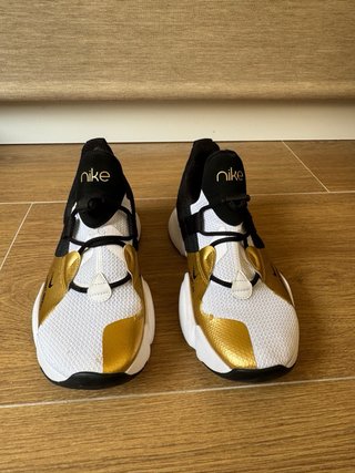 Zapatillas Nike en negro blanco