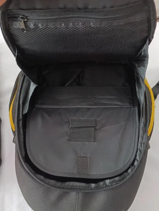 Mochila Nikonistas Negra y Amarilla