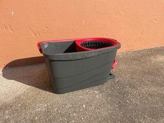 Cubo y fregona Vileda Ultramax