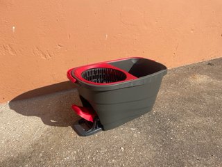 Cubo y fregona Vileda Ultramax