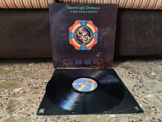 ELO – A New World Record LP vinilo 1976