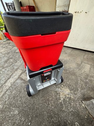 Carrello con valigetta attrezzi black & decker
