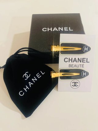 Chanel Coletero Negro y Dorado
