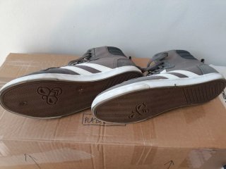 Zapatillas Hummel grises tipo Converse