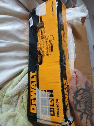 Pulidora DeWalt DWE4036-AS 750W