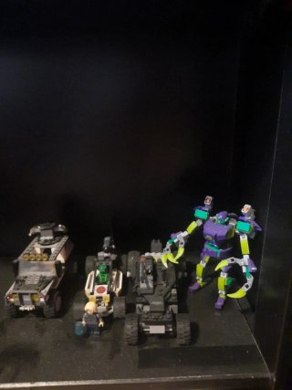 Lego Marvel Vehículos y Robot
