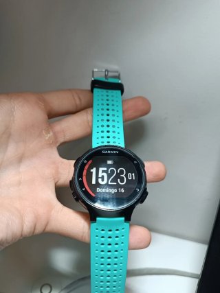 Garmin Forerunner 735 XT.