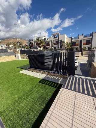 Chalet en alquiler en Cala de Finestrat en Finestrat