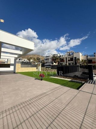 Chalet en alquiler en Cala de Finestrat en Finestrat