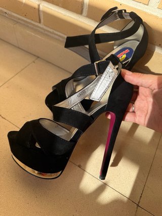 Tacones fiesta negros y plateados talla 37