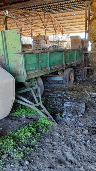 Remolque agrícola verde