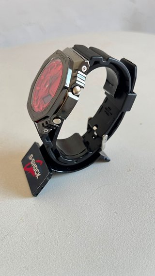 Reloj Casio G-Shock Rojo y Negro